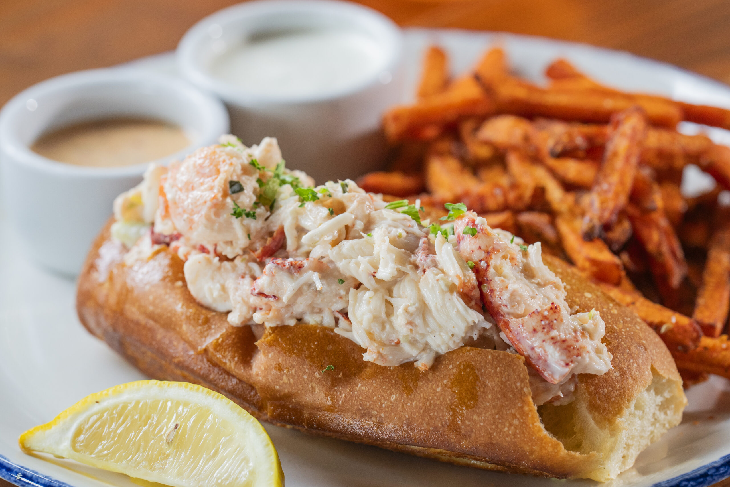 Lavish Lobster Roll Bellevue, Seattle, Tacoma